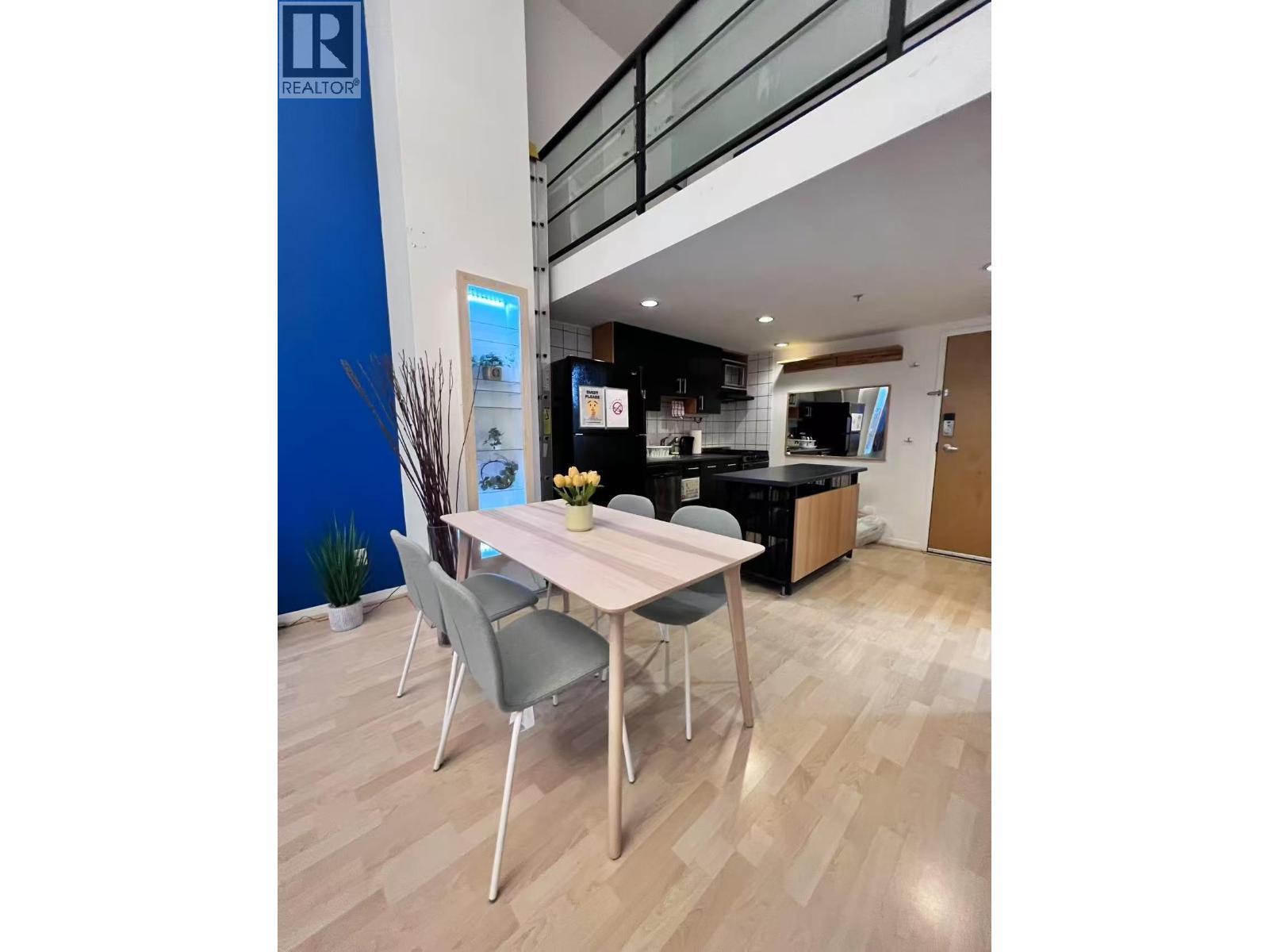 308 933 Seymour Street, Vancouver, British Columbia