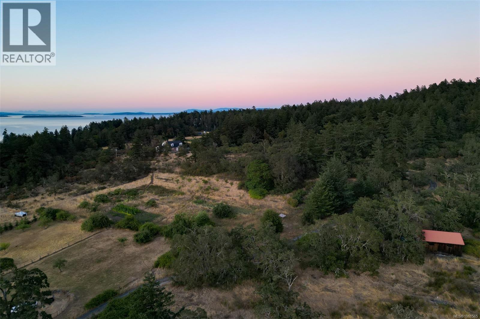 4589 Blenkinsop Rd, Saanich, British Columbia