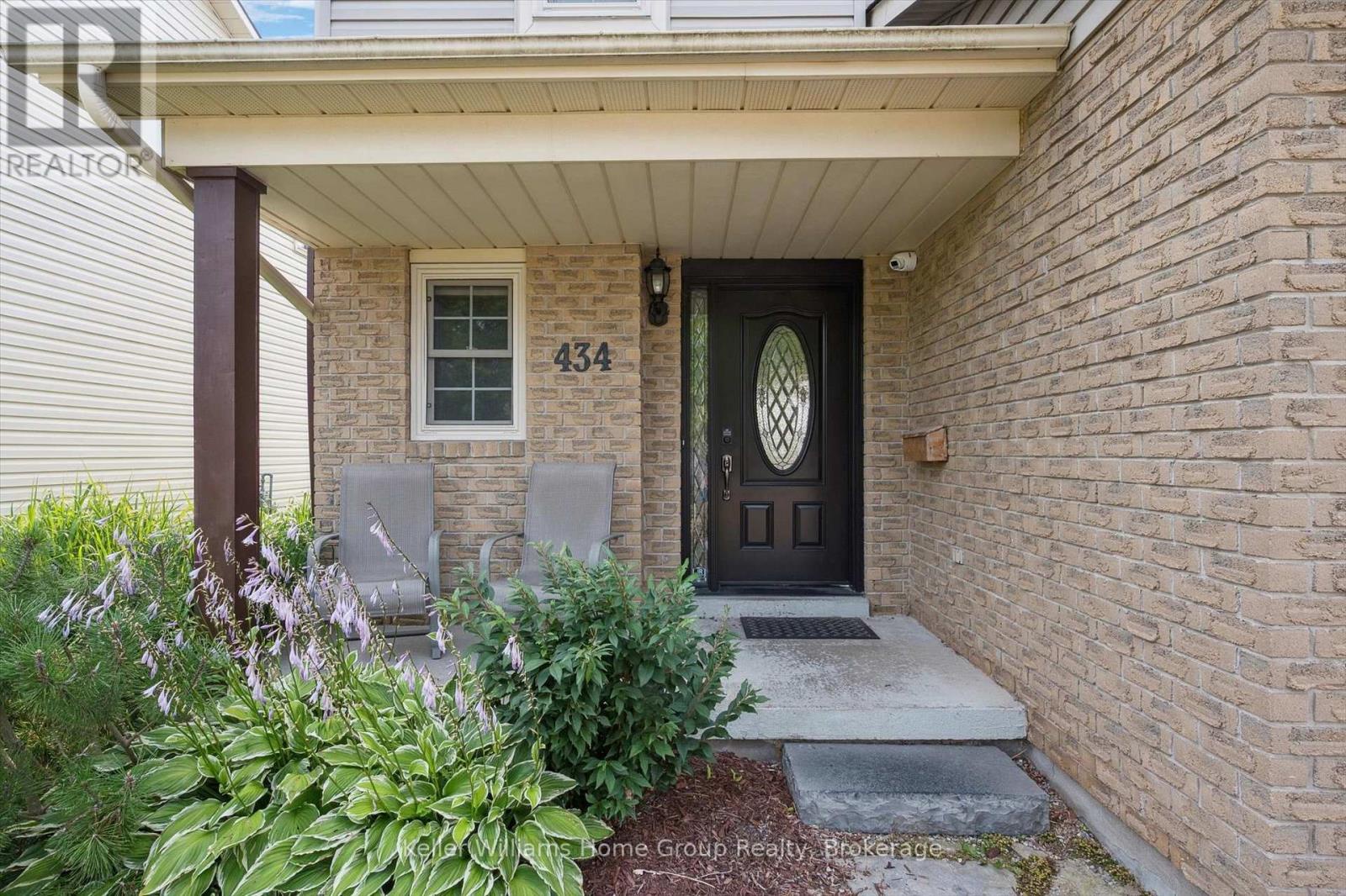 434 Black Street, Centre Wellington (fergus), Ontario