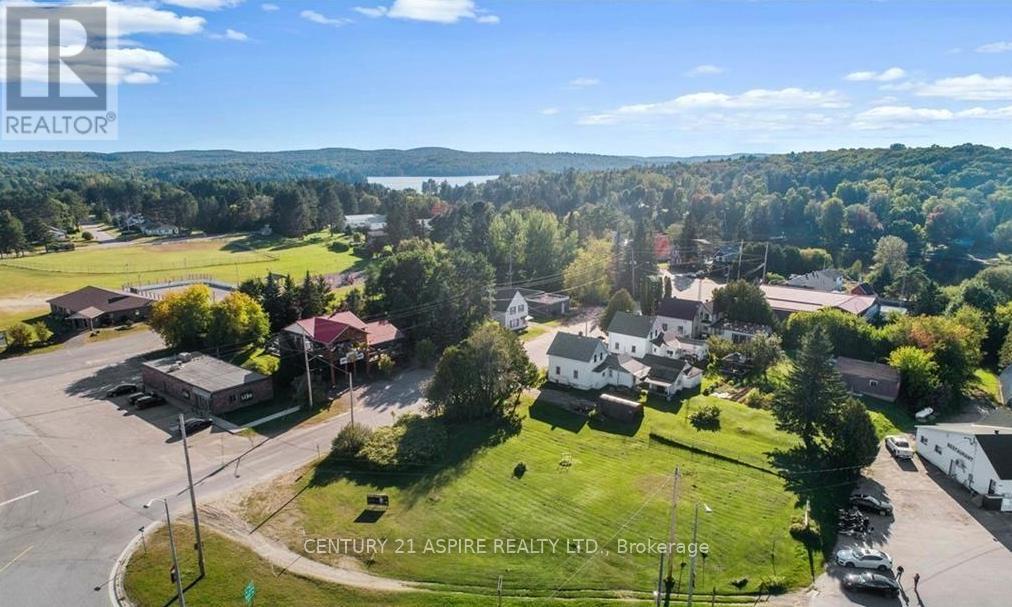 00 Pcl 36-1 Sec 36m220 Highway, South Algonquin, Ontario