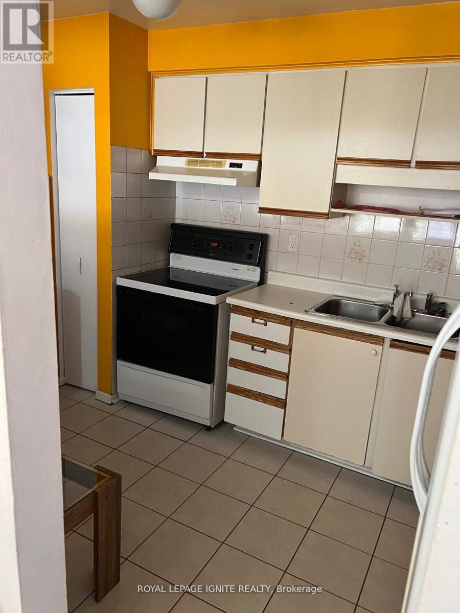 85 - 248 John Garland Boulevard, Toronto (west Humber-clairville), Ontario