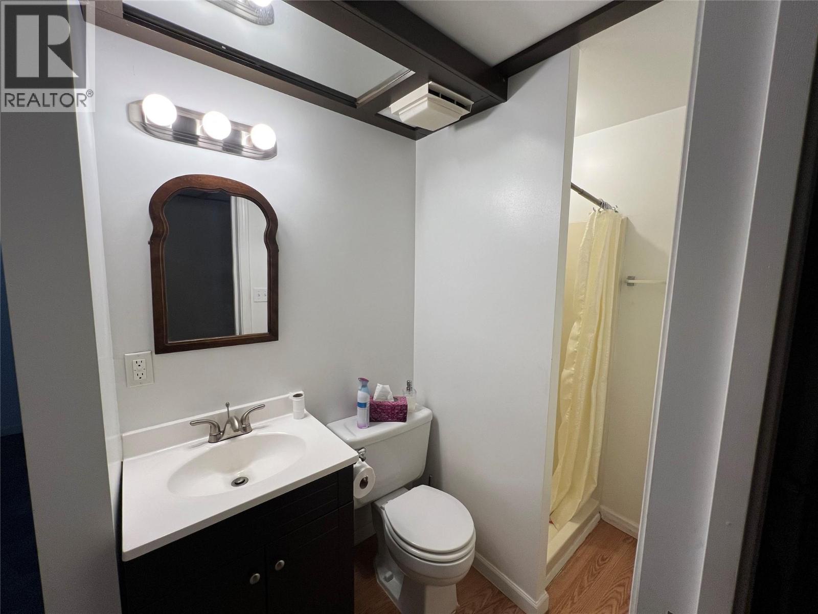 532 6th. Avenue N, Creston, British Columbia