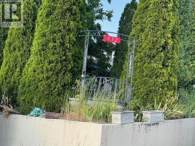 532 6th. Avenue N, Creston, British Columbia