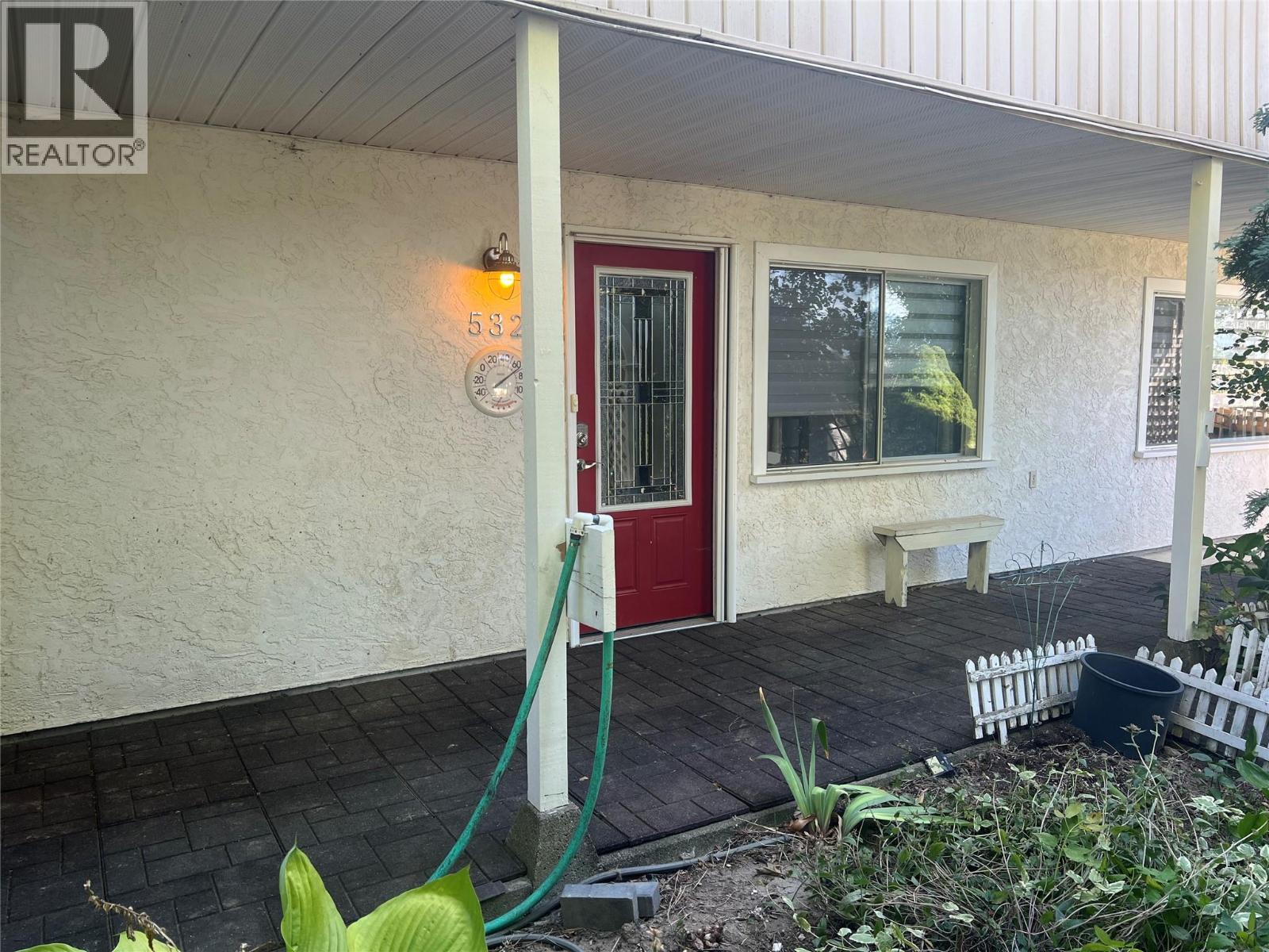 532 6th. Avenue N, Creston, British Columbia