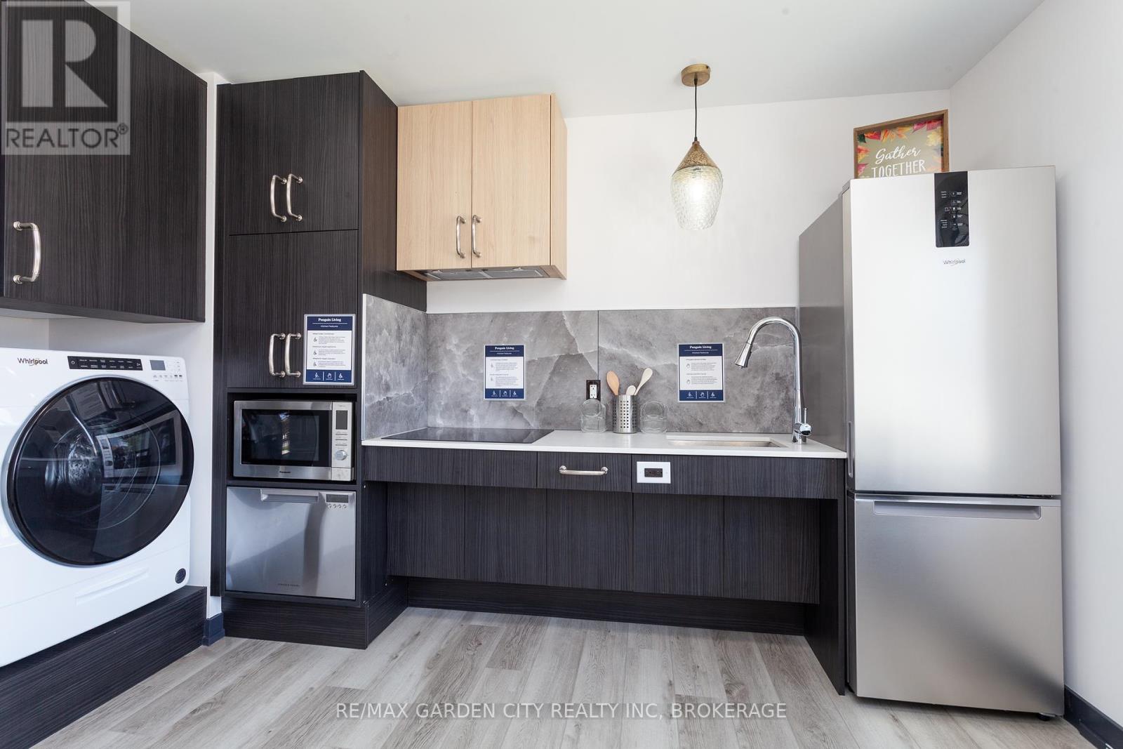 23 Warren Avenue, Hamilton (balfour), Ontario