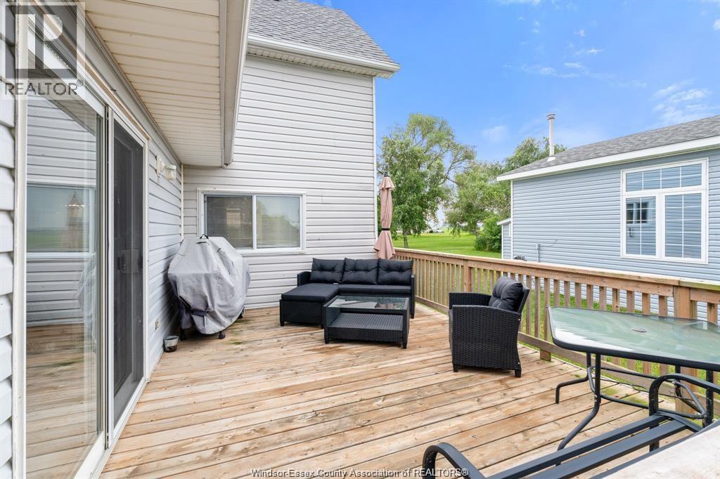 18332 Erieau Road, Chatham-kent, Ontario