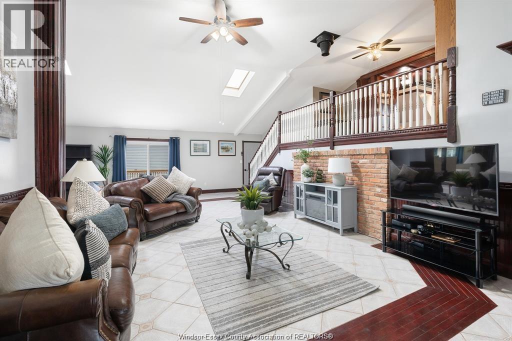 18332 Erieau Road, Chatham-kent, Ontario