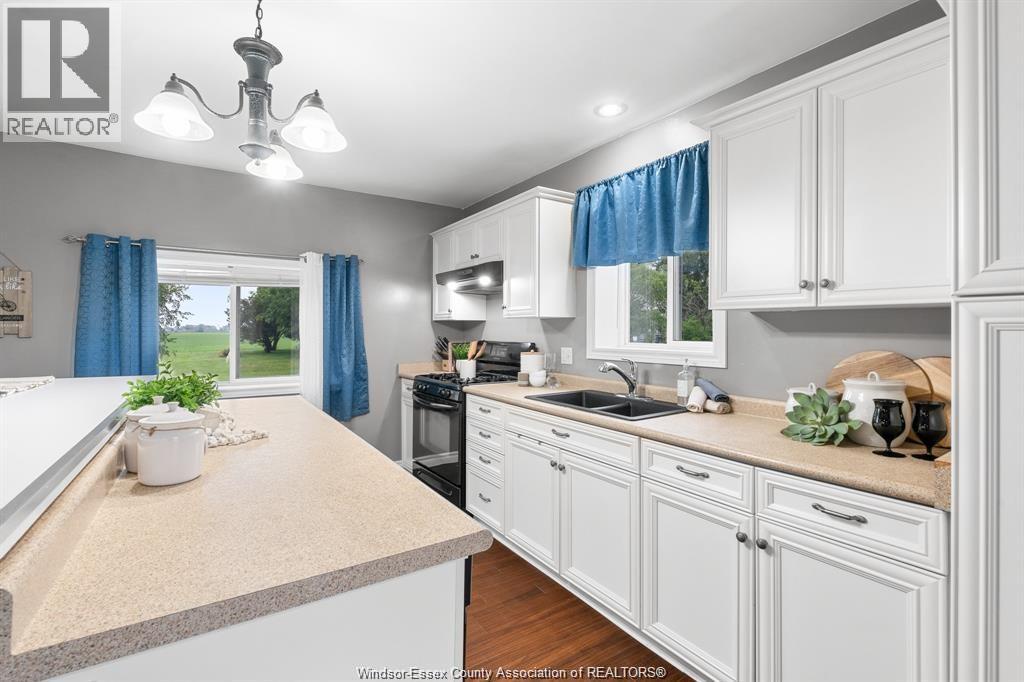 18332 Erieau Road, Chatham-kent, Ontario