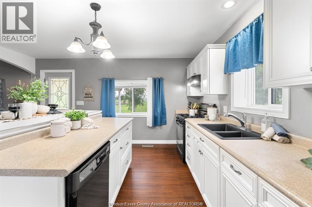 18332 Erieau Road, Chatham-kent, Ontario