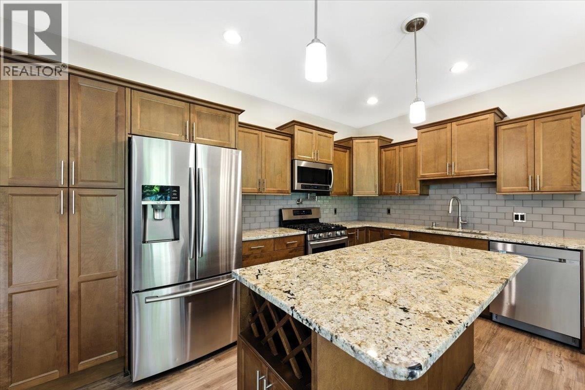 3350 Woodsdale Road Unit# 503, Lake Country, British Columbia