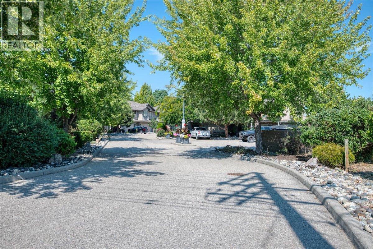 3350 Woodsdale Road Unit# 503, Lake Country, British Columbia