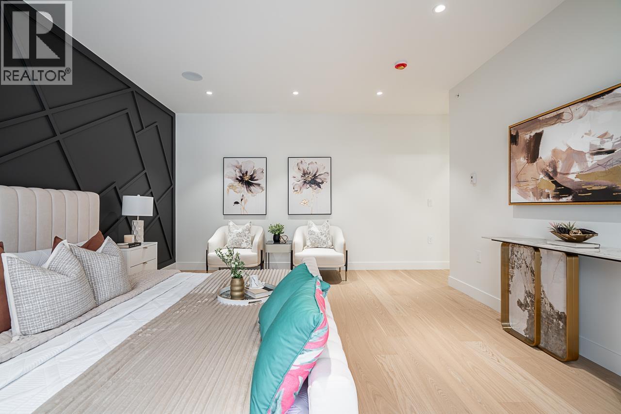 2833 Oliver Crescent, Vancouver, British Columbia