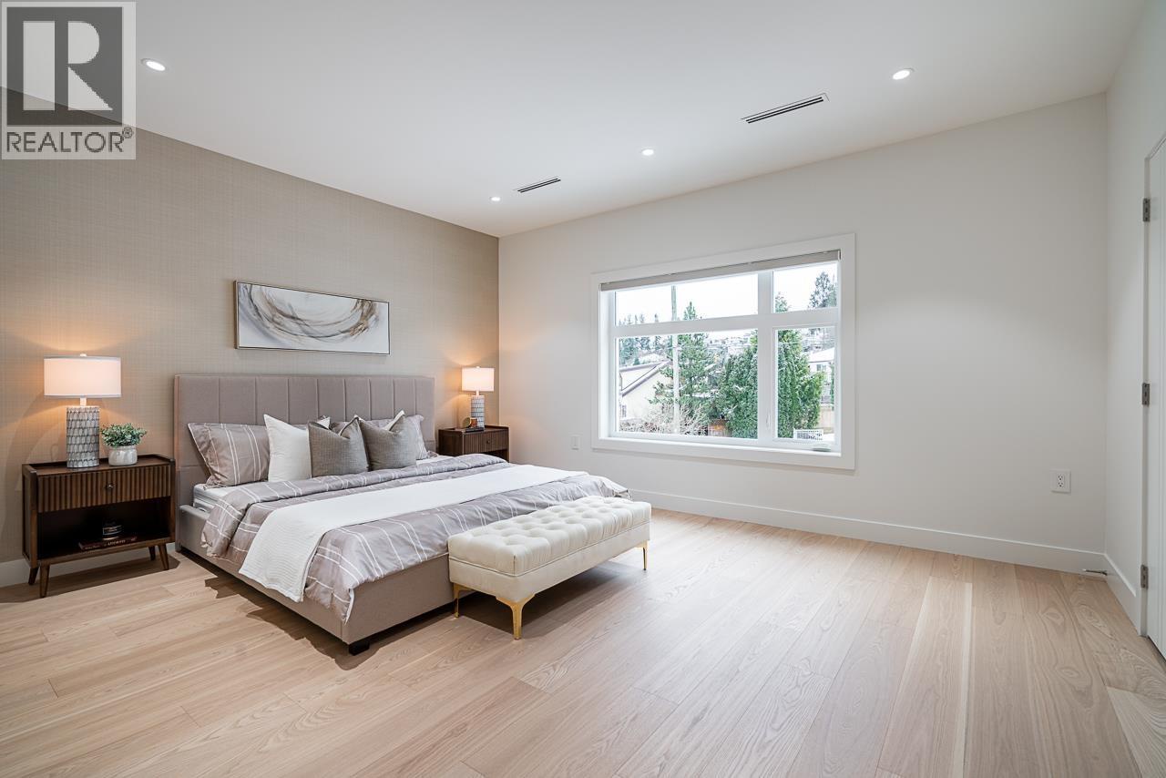 2833 Oliver Crescent, Vancouver, British Columbia