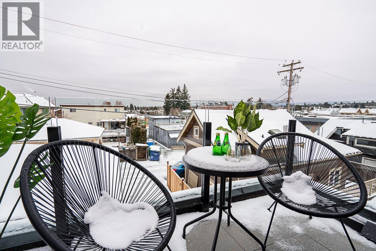 2833 Oliver Crescent, Vancouver, British Columbia