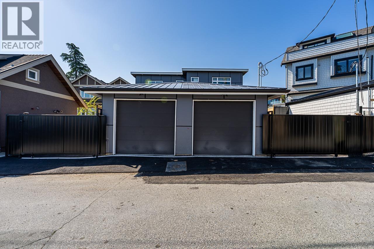 2833 Oliver Crescent, Vancouver, British Columbia