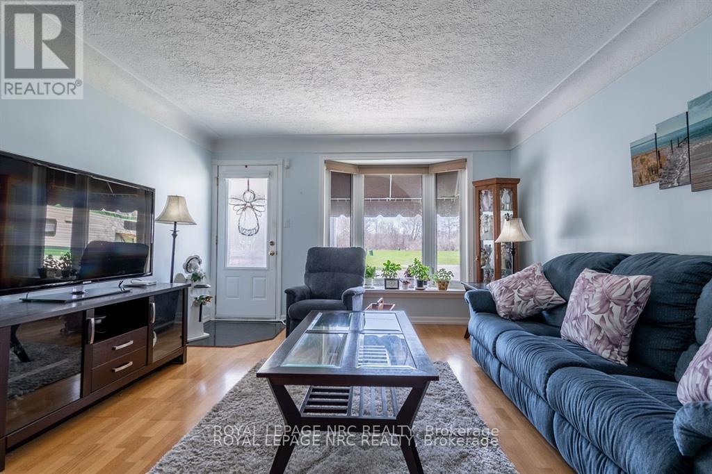 15 Kilgour Avenue, Welland (broadway), Ontario