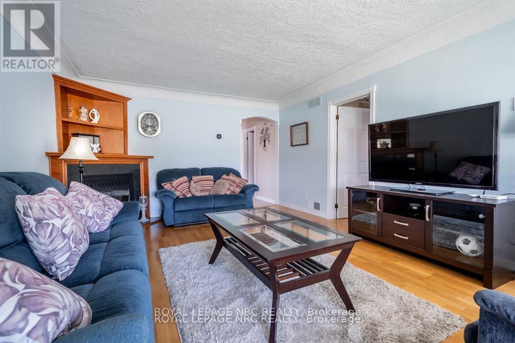 15 Kilgour Avenue, Welland (broadway), Ontario