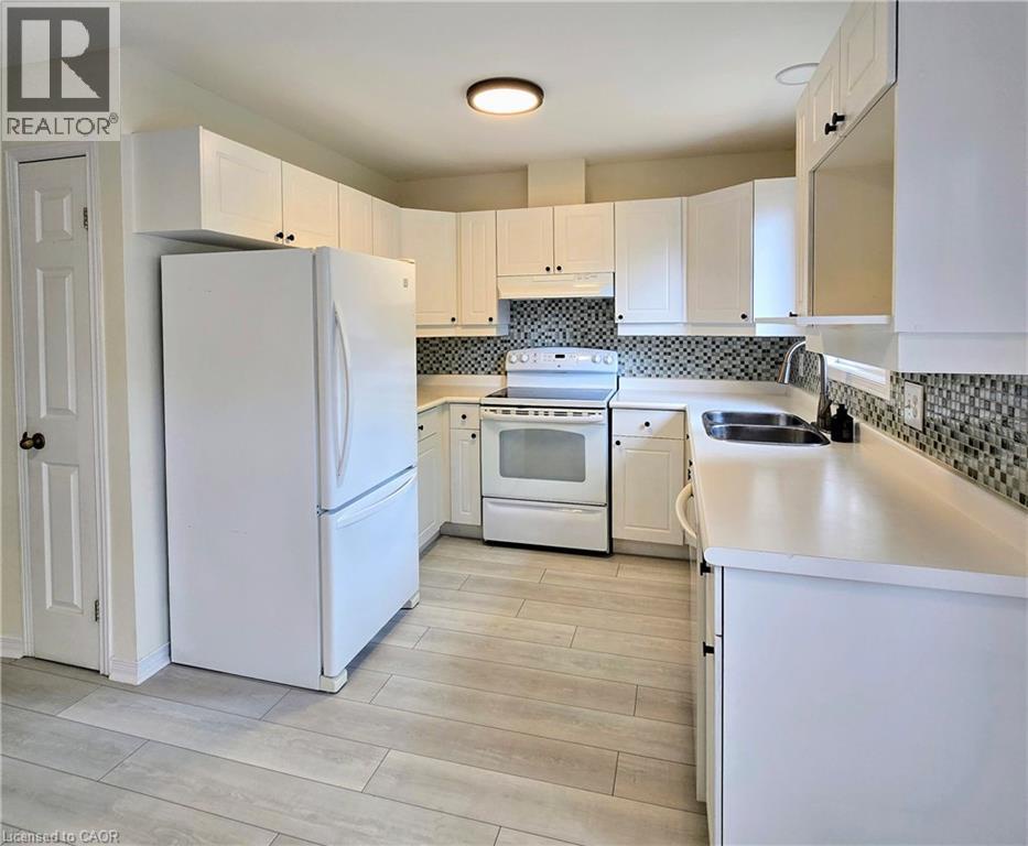 235 Saginaw Parkway Unit# 73, Cambridge, Ontario