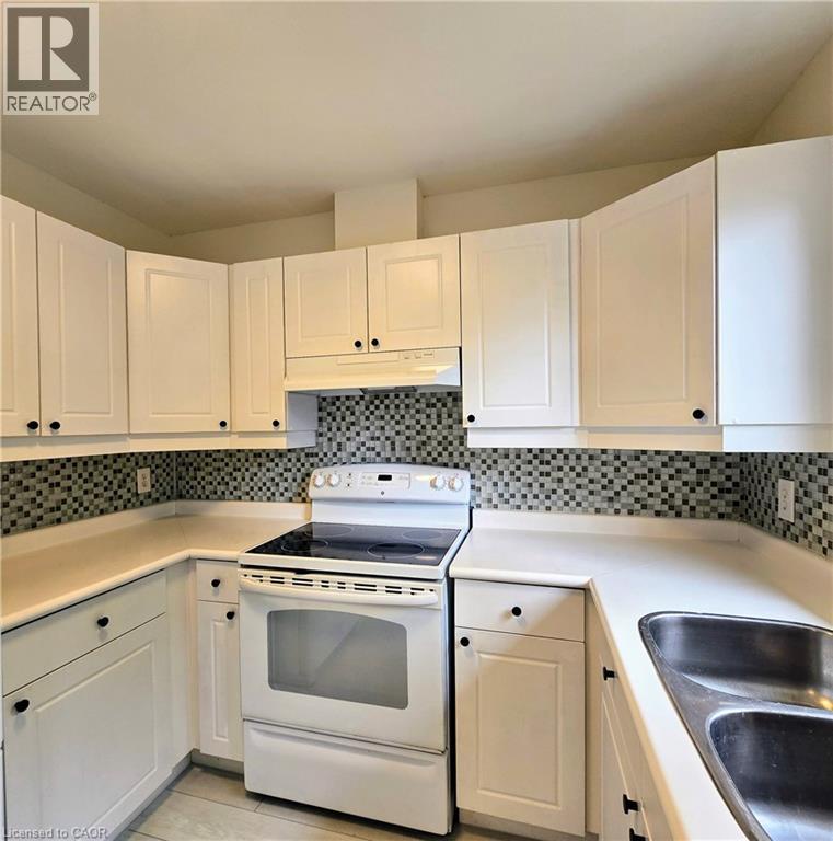 235 Saginaw Parkway Unit# 73, Cambridge, Ontario