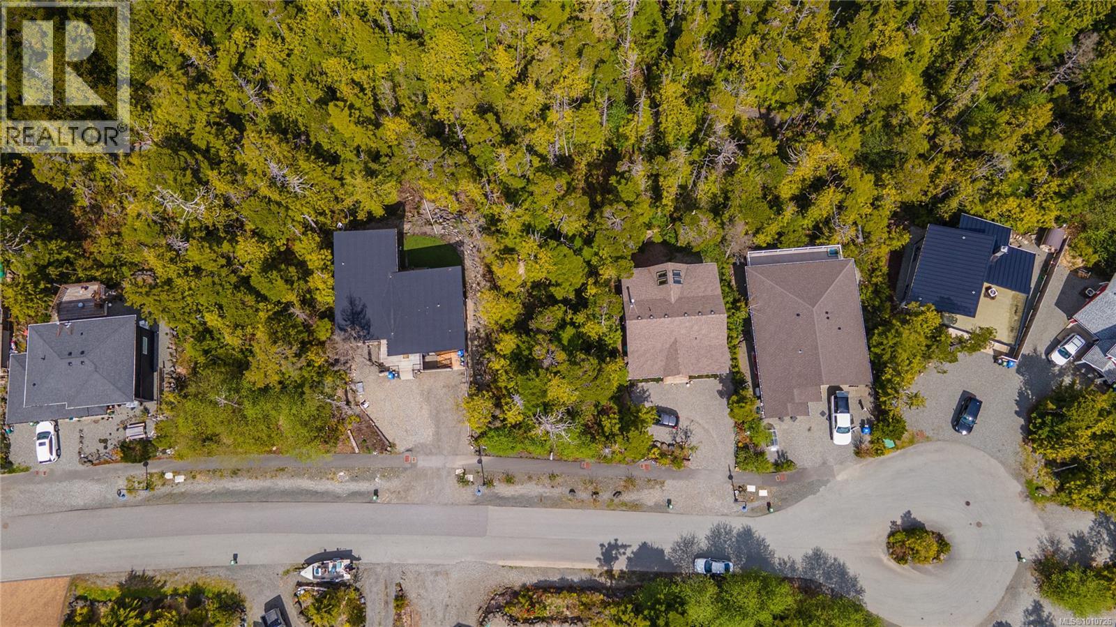 843 Lorne White Pl, Ucluelet, British Columbia