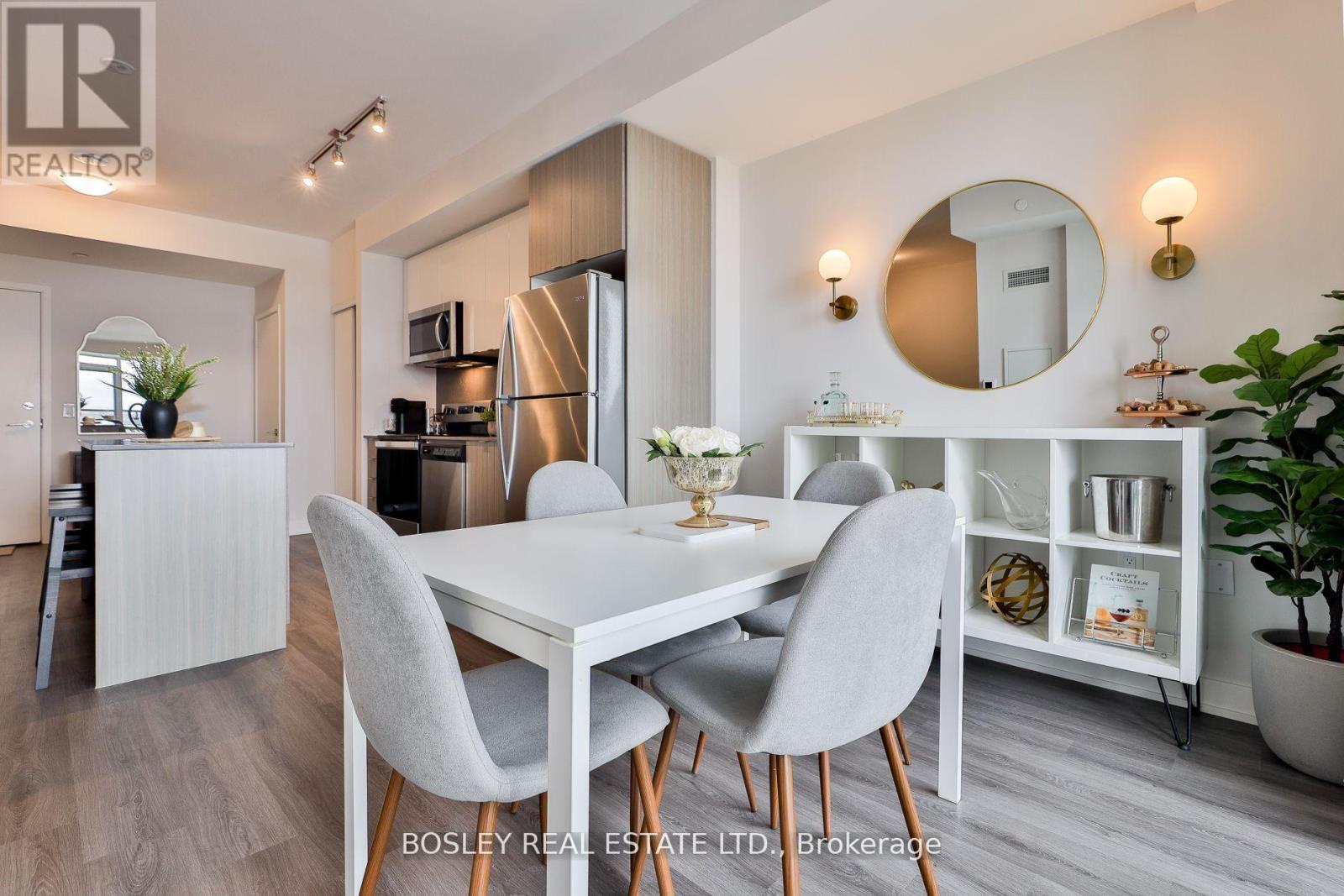 612 - 859 The Queensway, Toronto (stonegate-queensway), Ontario