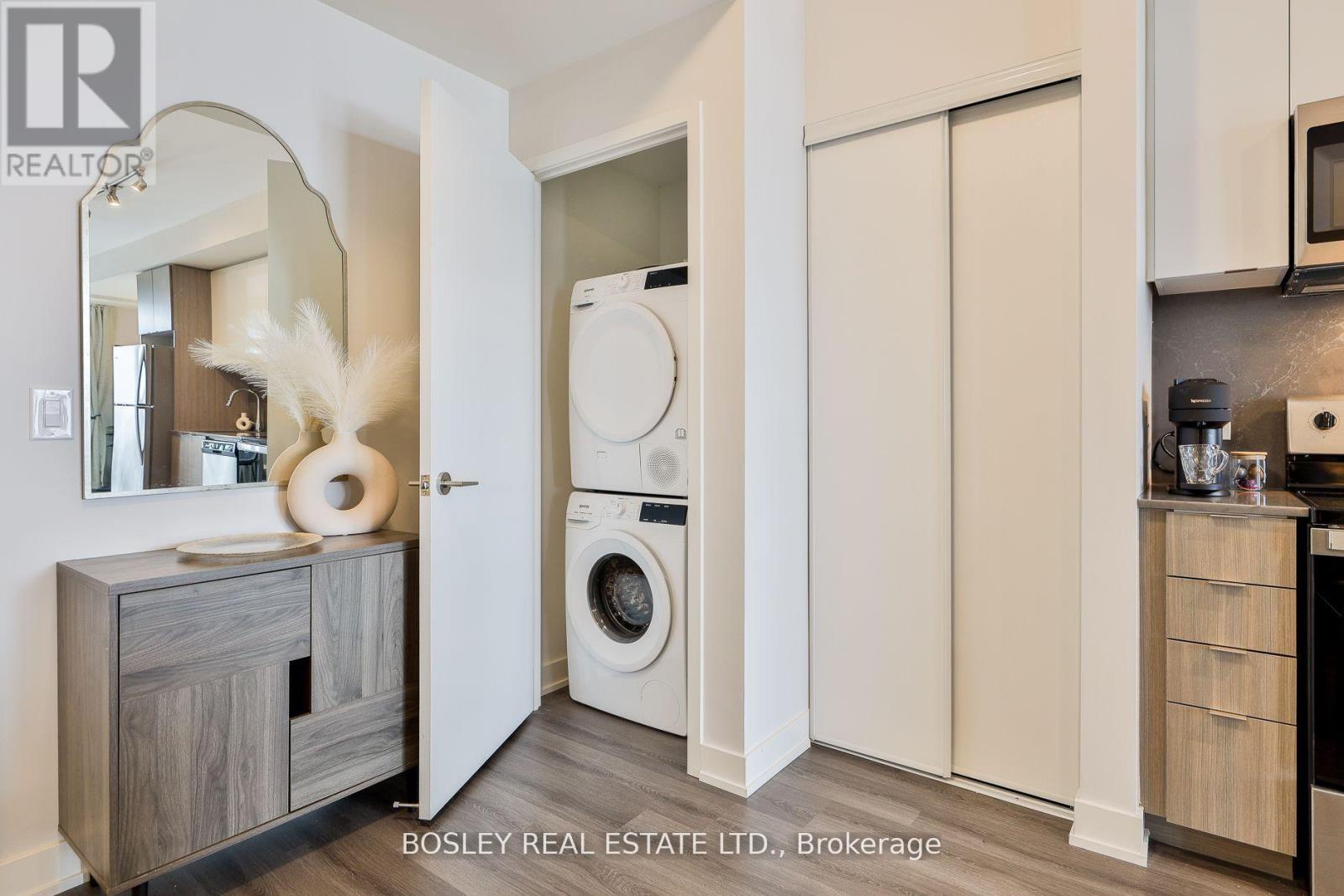 612 - 859 The Queensway, Toronto (stonegate-queensway), Ontario