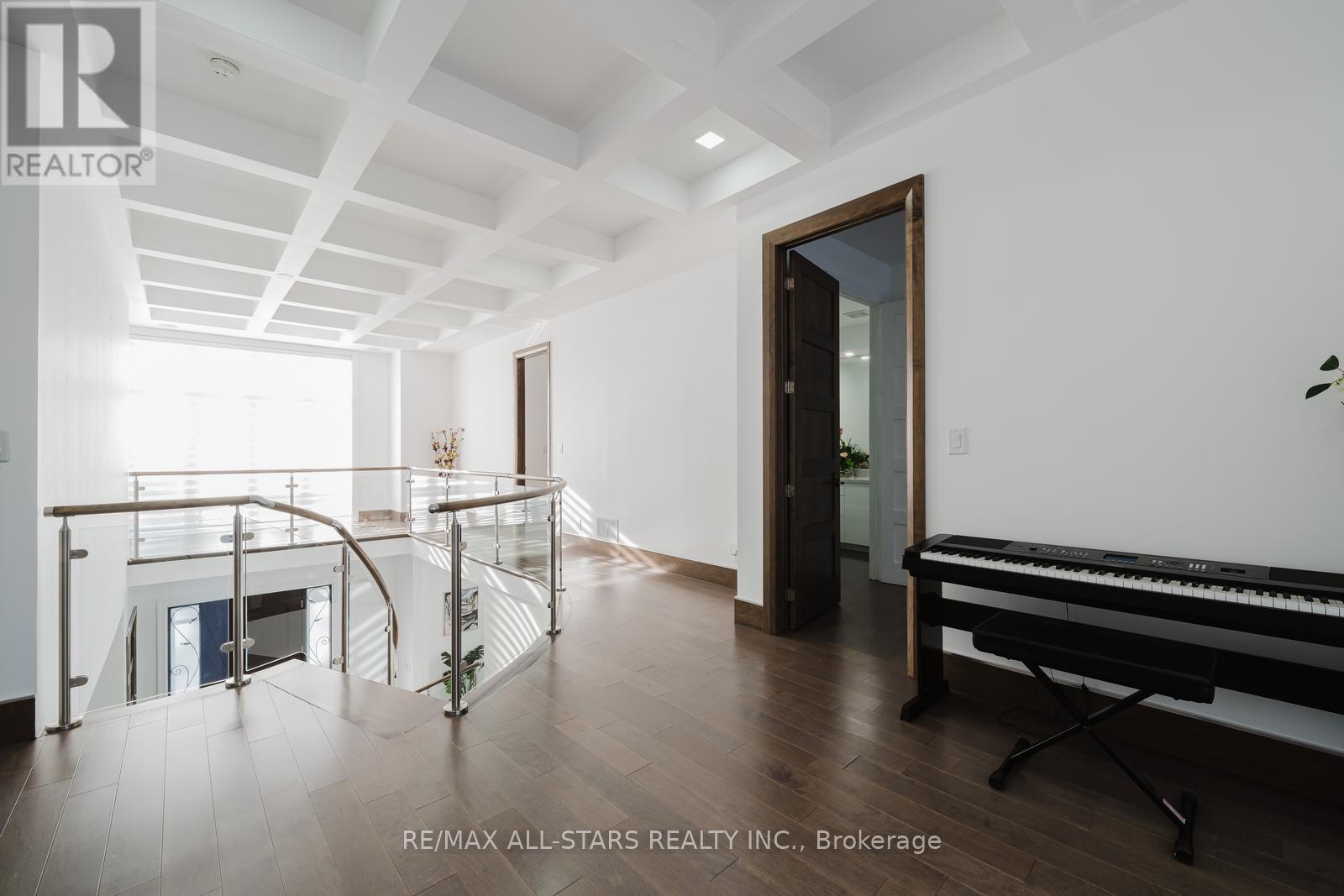 26 Lancer Drive, Vaughan (maple), Ontario