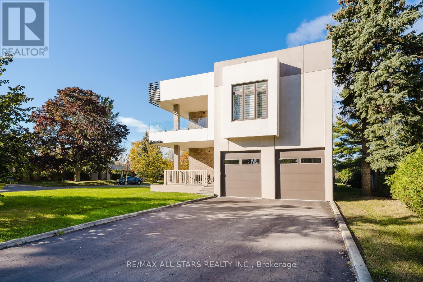 26 Lancer Drive, Vaughan (maple), Ontario