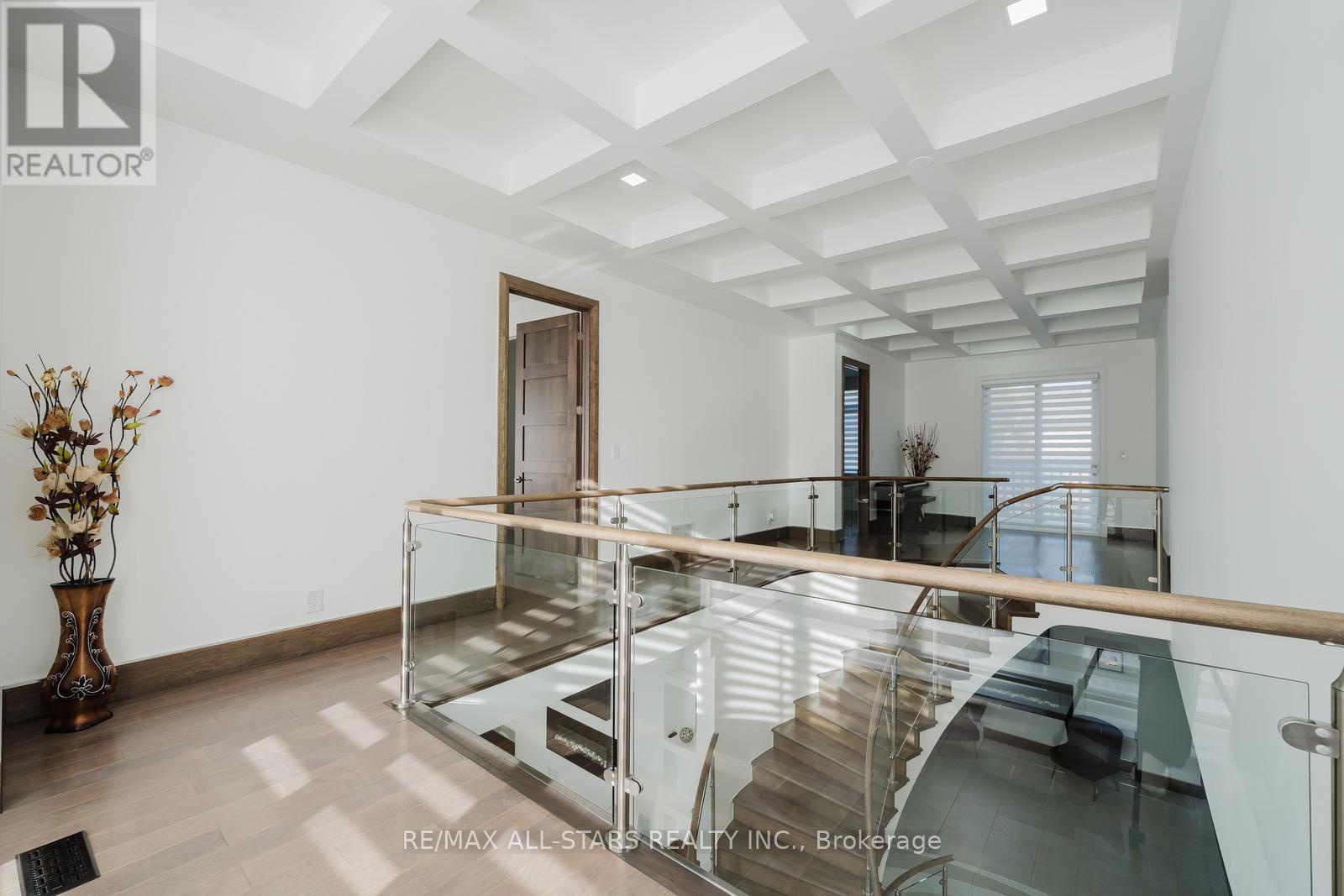 26 Lancer Drive, Vaughan (maple), Ontario