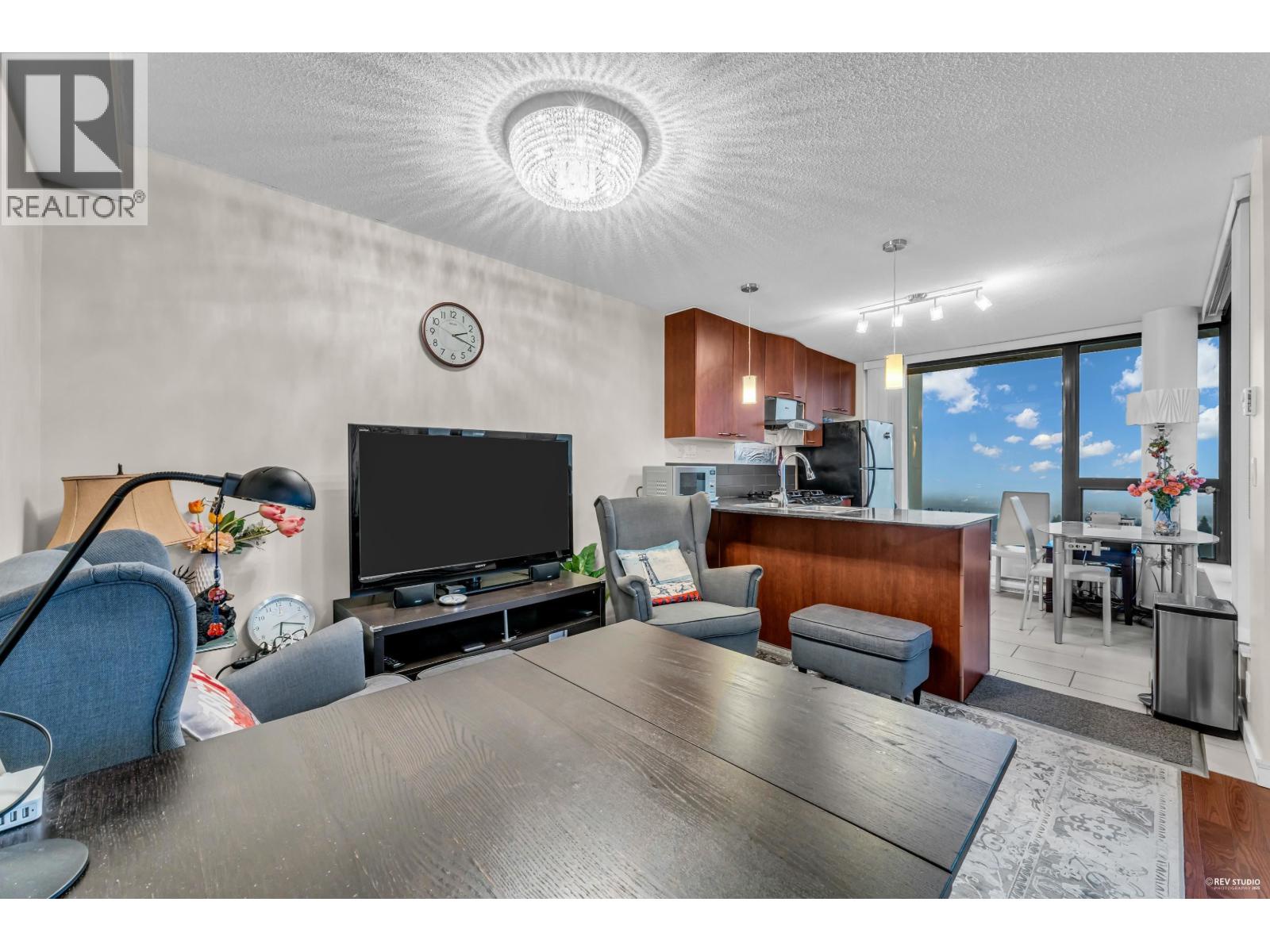 Ph5 7178 Collier Street, Burnaby, British Columbia