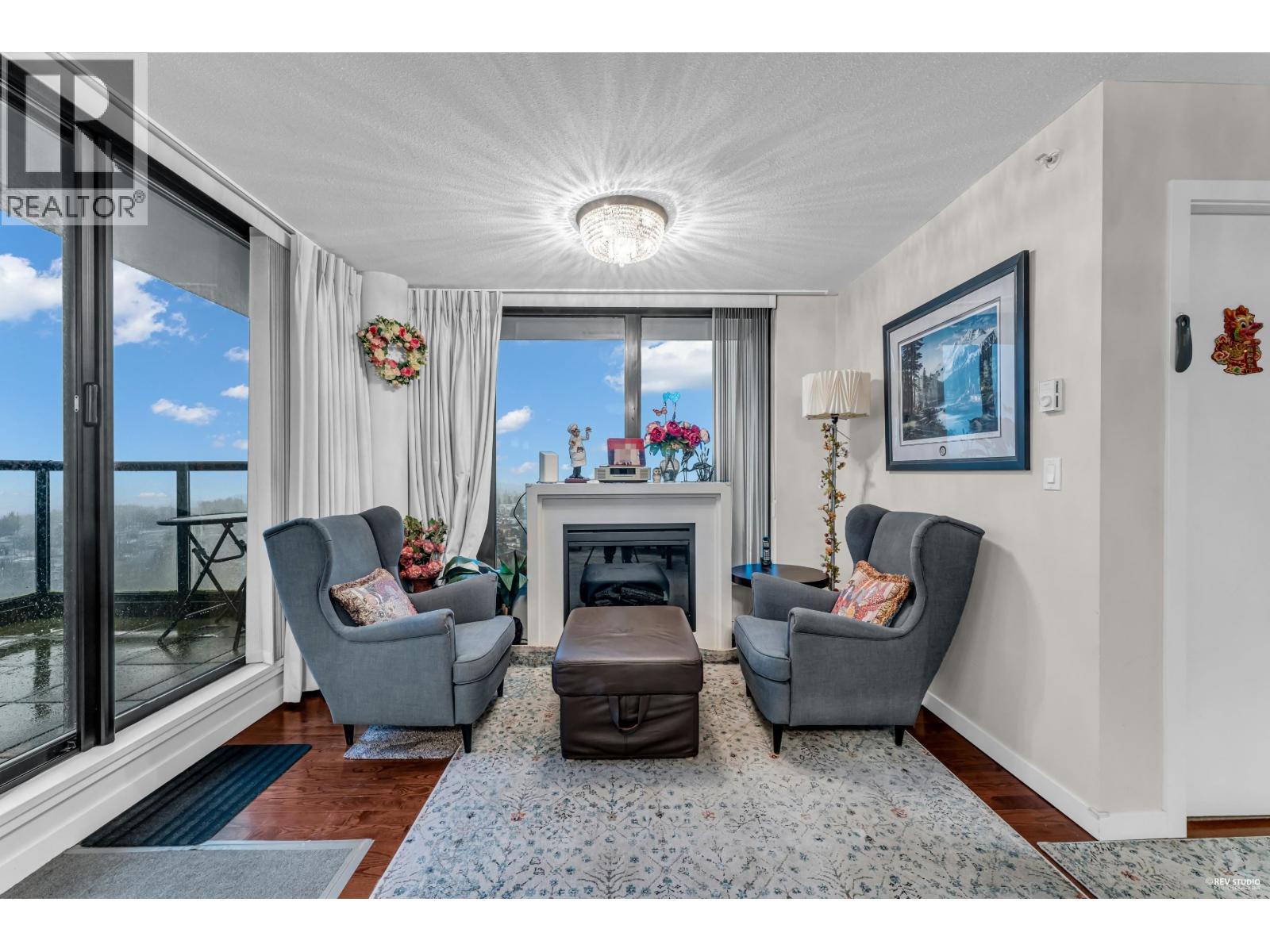 Ph5 7178 Collier Street, Burnaby, British Columbia