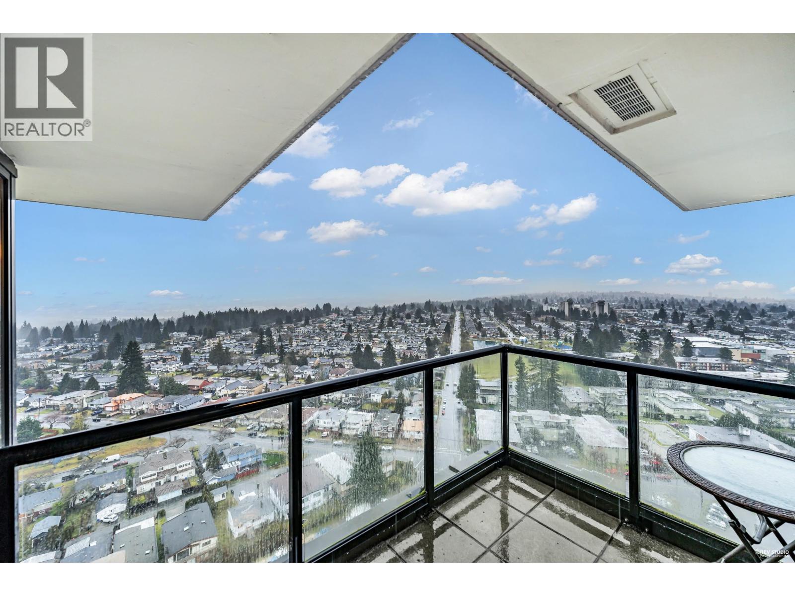 Ph5 7178 Collier Street, Burnaby, British Columbia