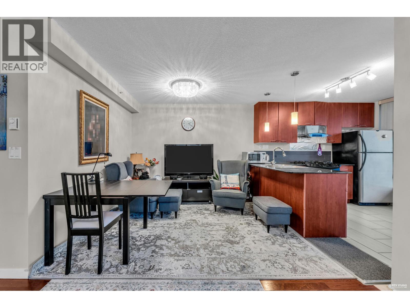 Ph5 7178 Collier Street, Burnaby, British Columbia