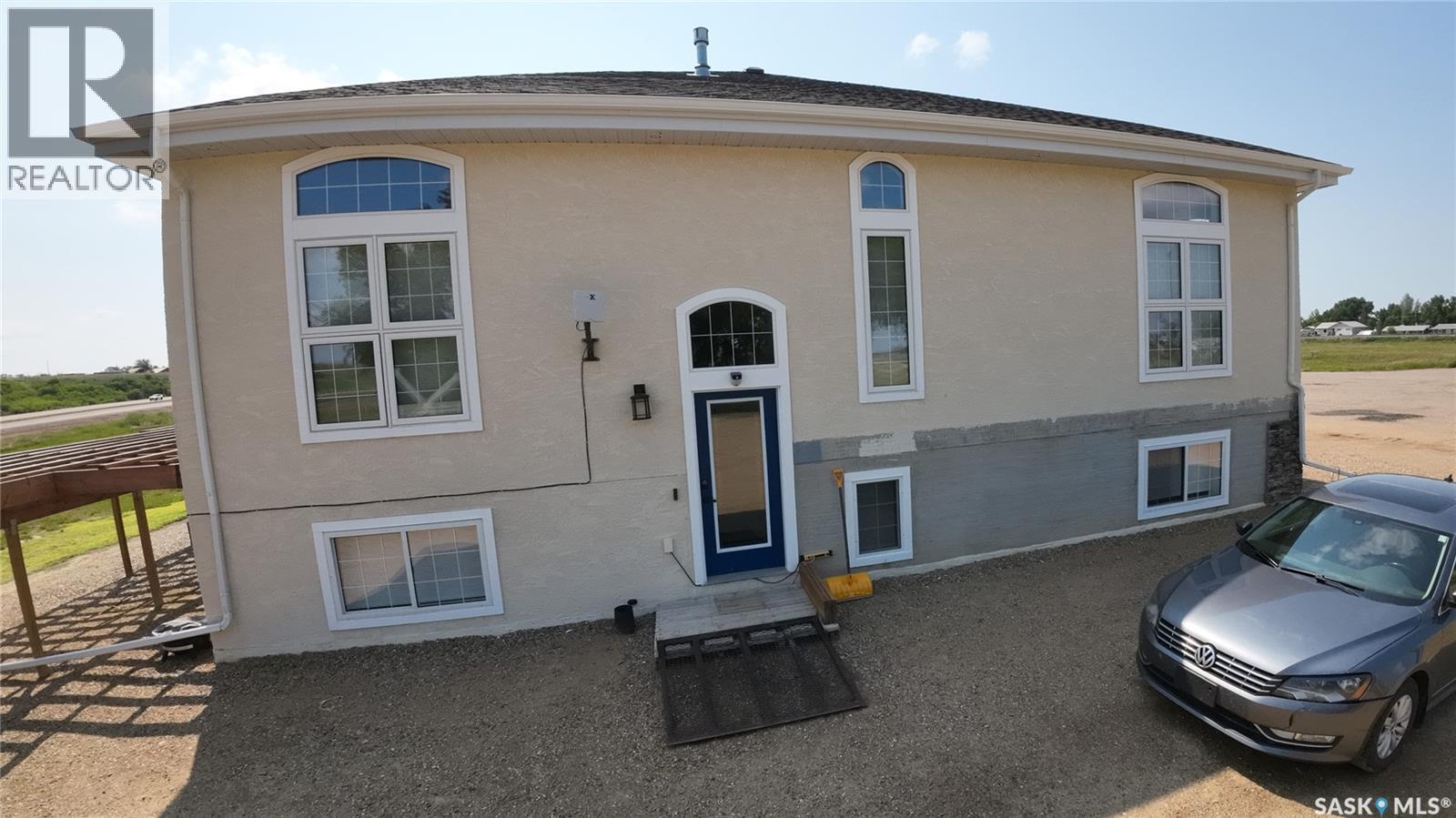 Natalie Acres, Waldeck, Saskatchewan