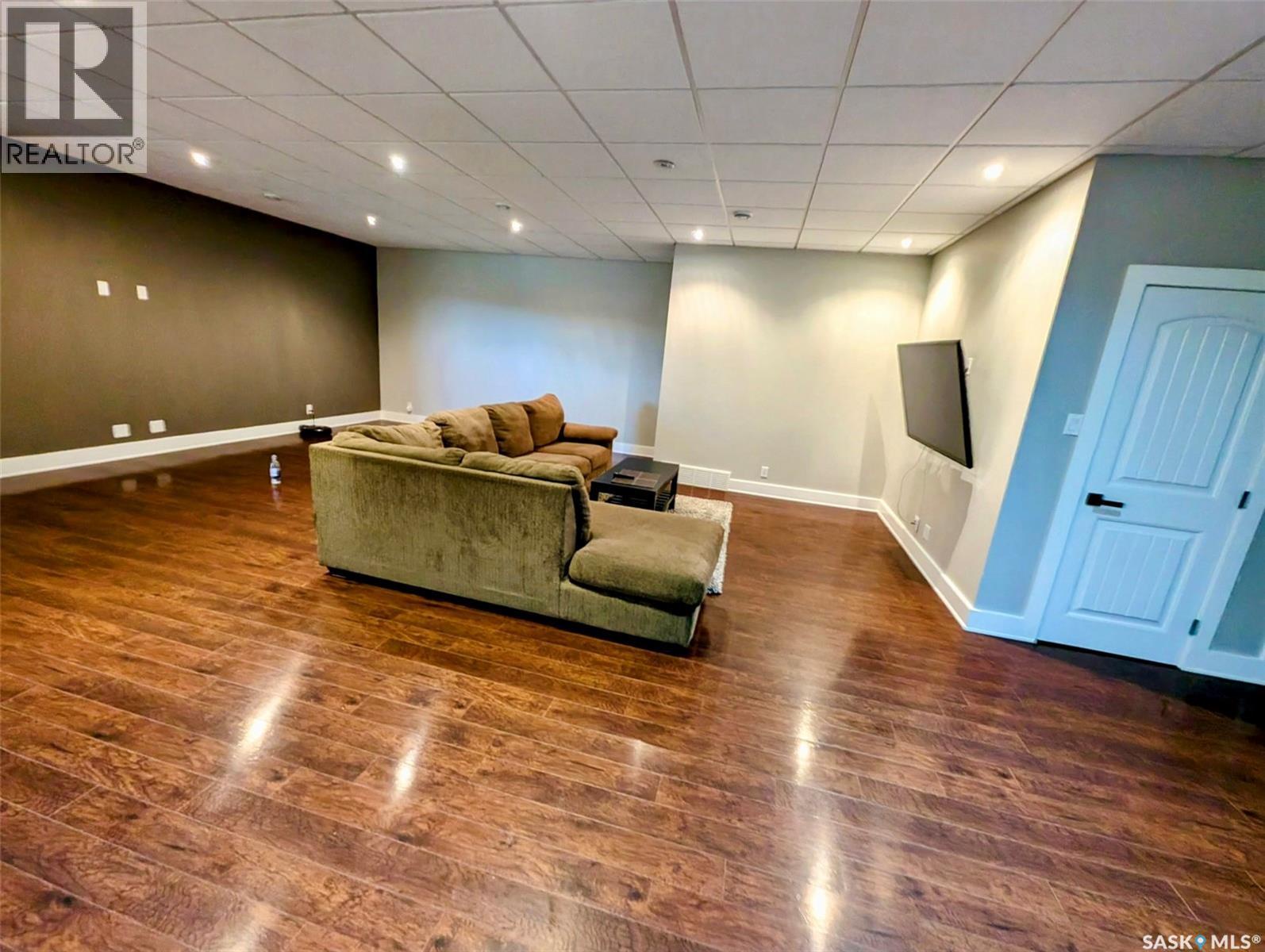 Natalie Acres, Waldeck, Saskatchewan