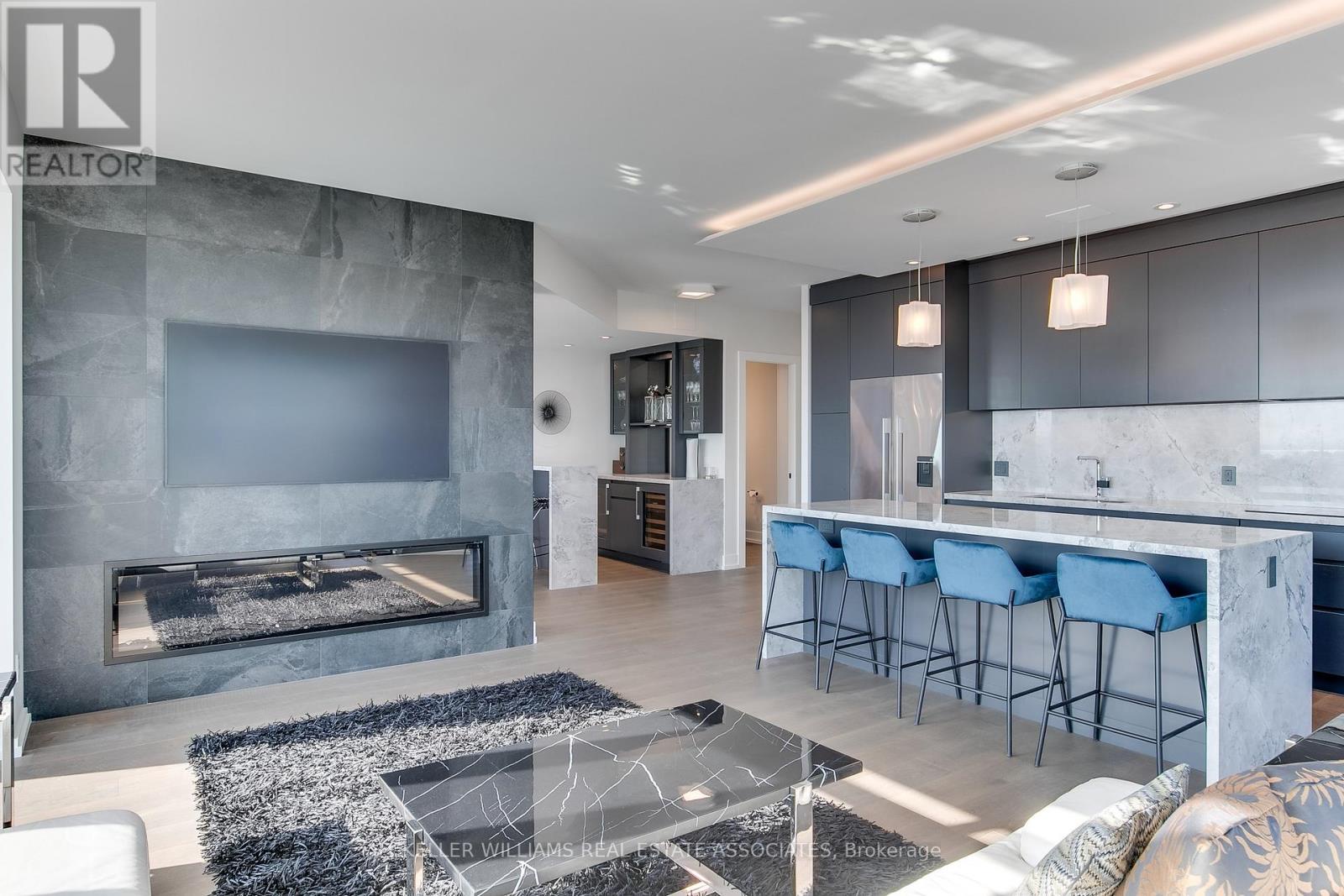 1002 - 90 Stadium Road, Toronto (niagara), Ontario