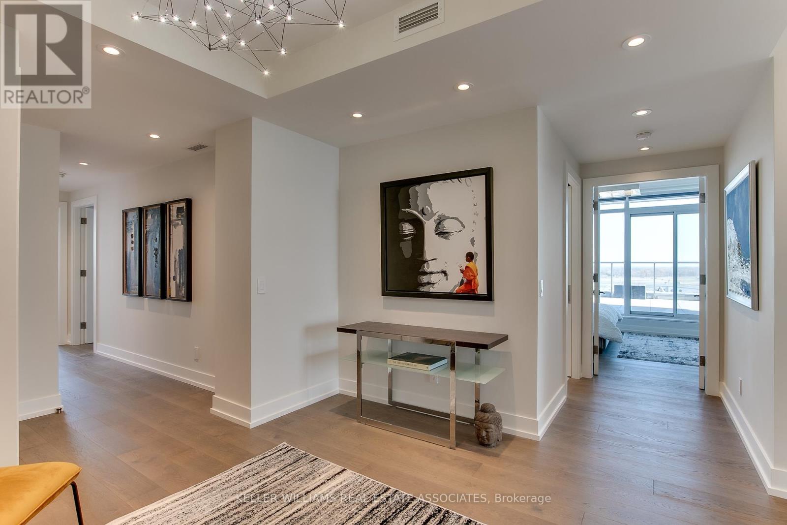 1002 - 90 Stadium Road, Toronto (niagara), Ontario