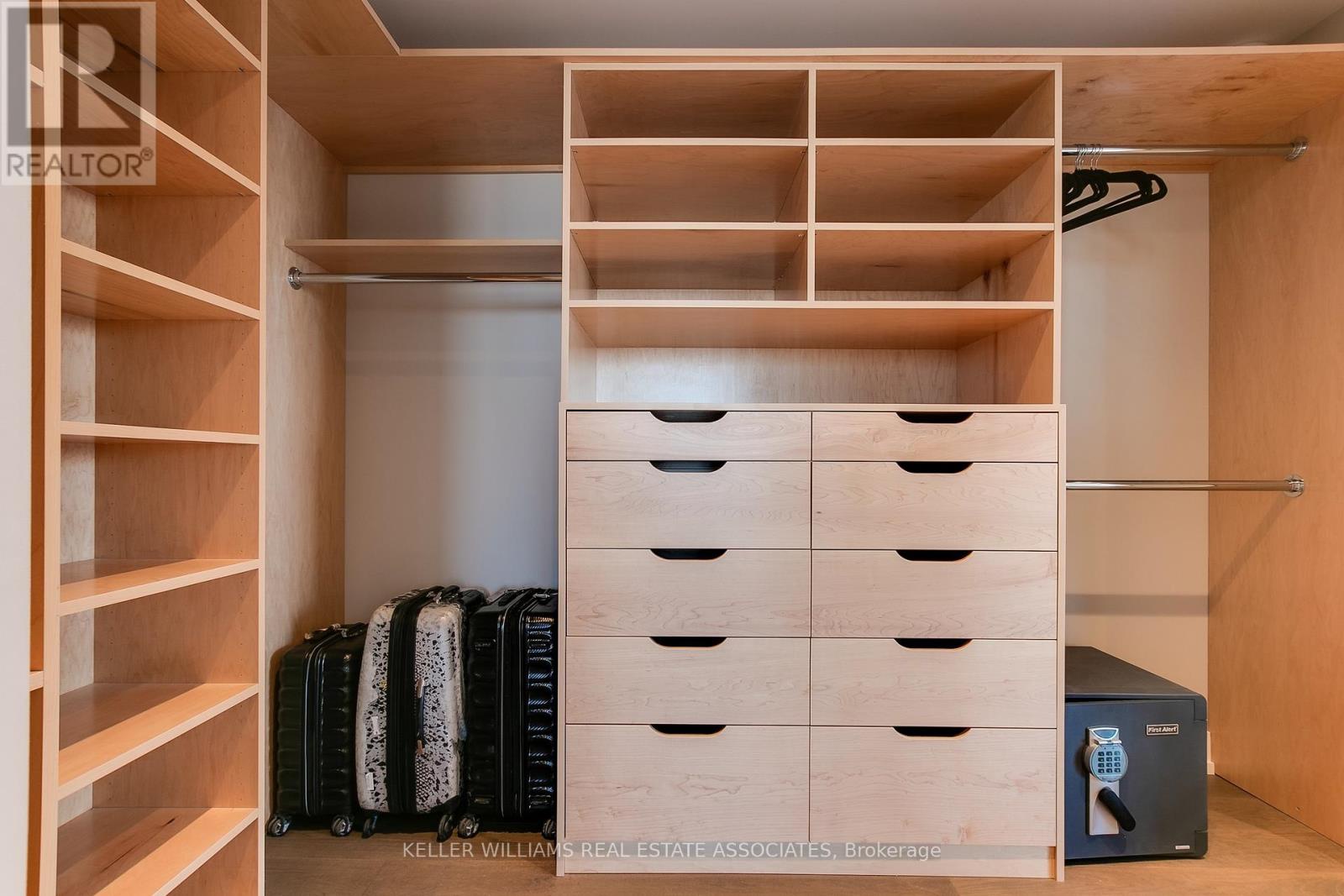 1002 - 90 Stadium Road, Toronto (niagara), Ontario