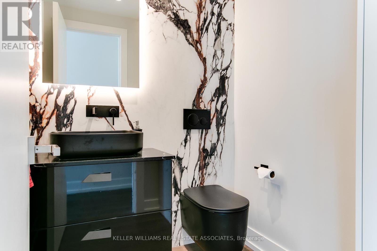 1002 - 90 Stadium Road, Toronto (niagara), Ontario