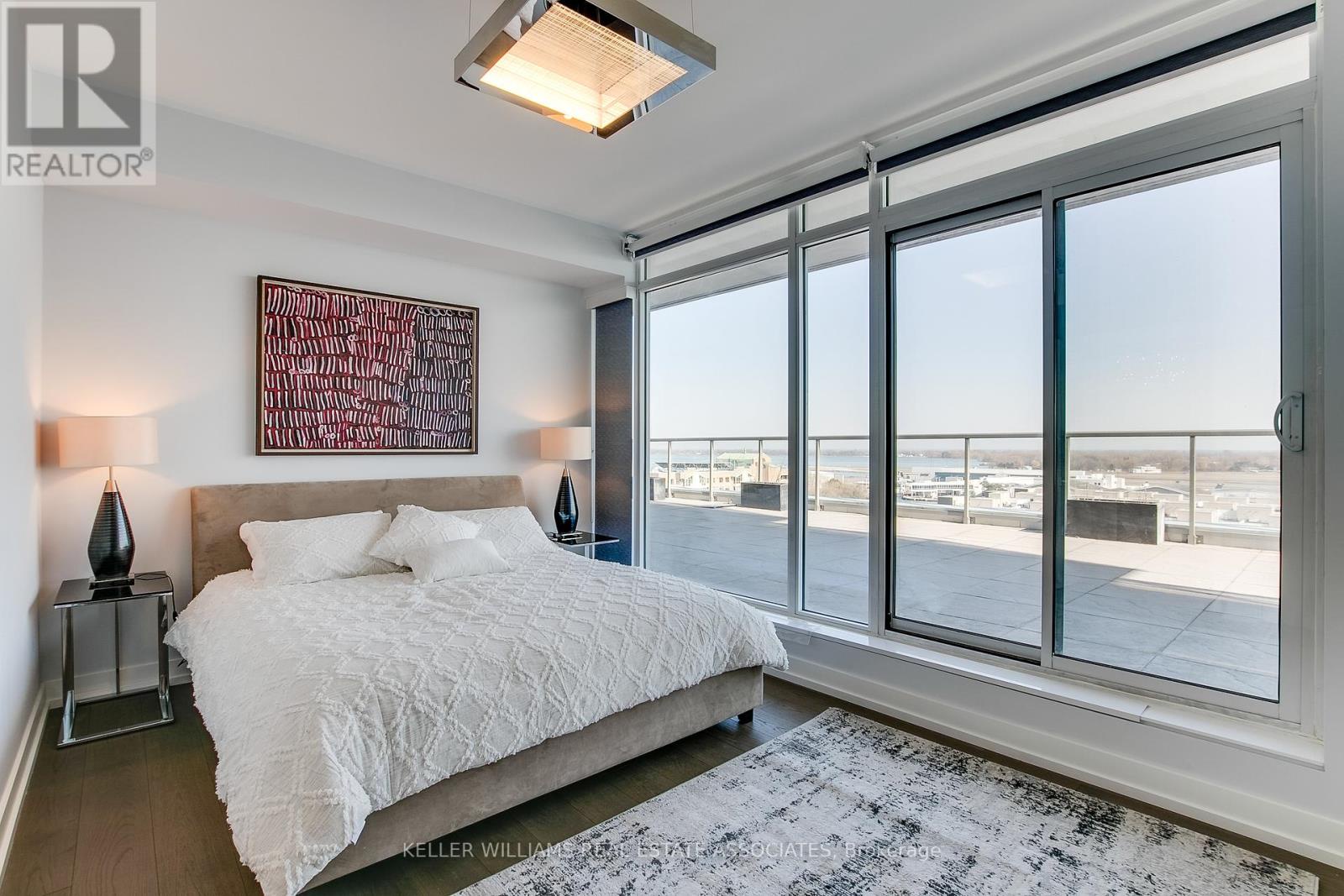 1002 - 90 Stadium Road, Toronto (niagara), Ontario