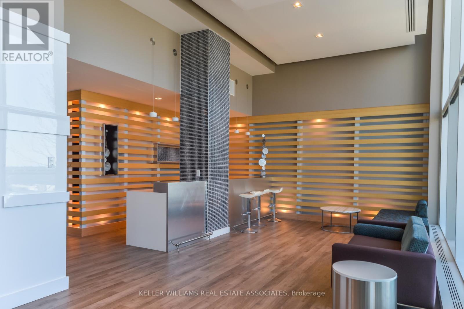 1002 - 90 Stadium Road, Toronto (niagara), Ontario