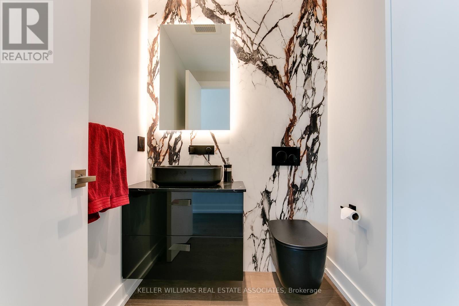 1002 - 90 Stadium Road, Toronto (niagara), Ontario