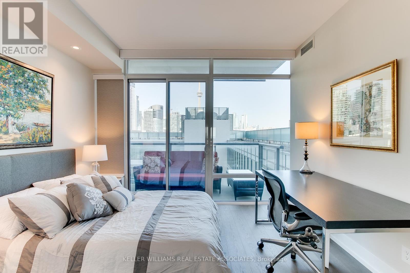 1002 - 90 Stadium Road, Toronto (niagara), Ontario