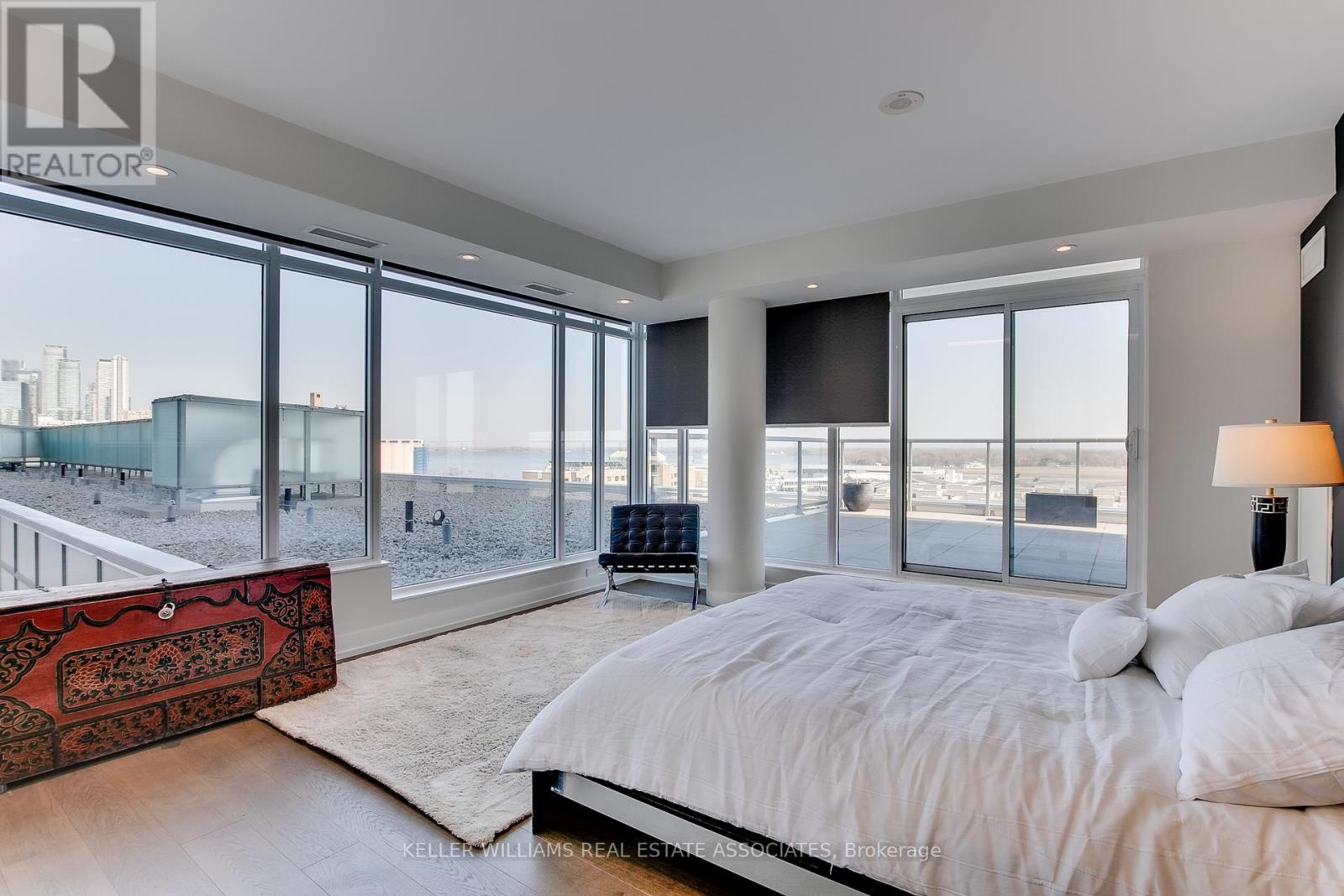 1002 - 90 Stadium Road, Toronto (niagara), Ontario