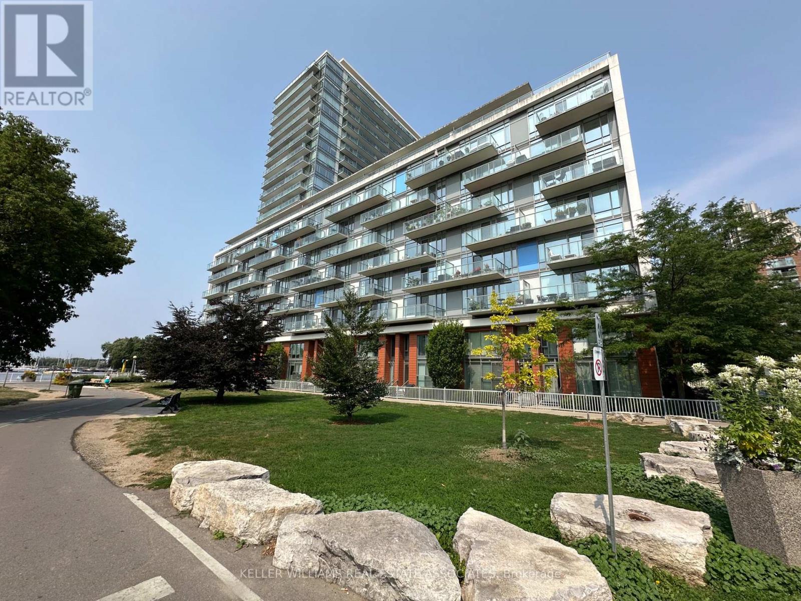 1002 - 90 Stadium Road, Toronto (niagara), Ontario