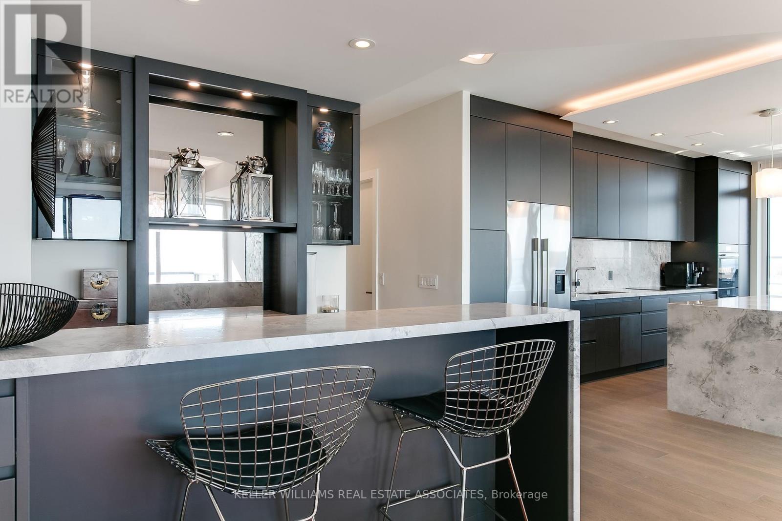 1002 - 90 Stadium Road, Toronto (niagara), Ontario