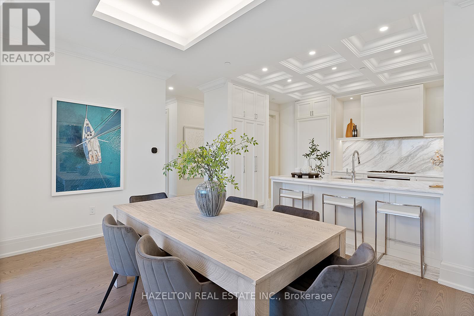 404 - 128 Hazelton Avenue, Toronto (annex), Ontario