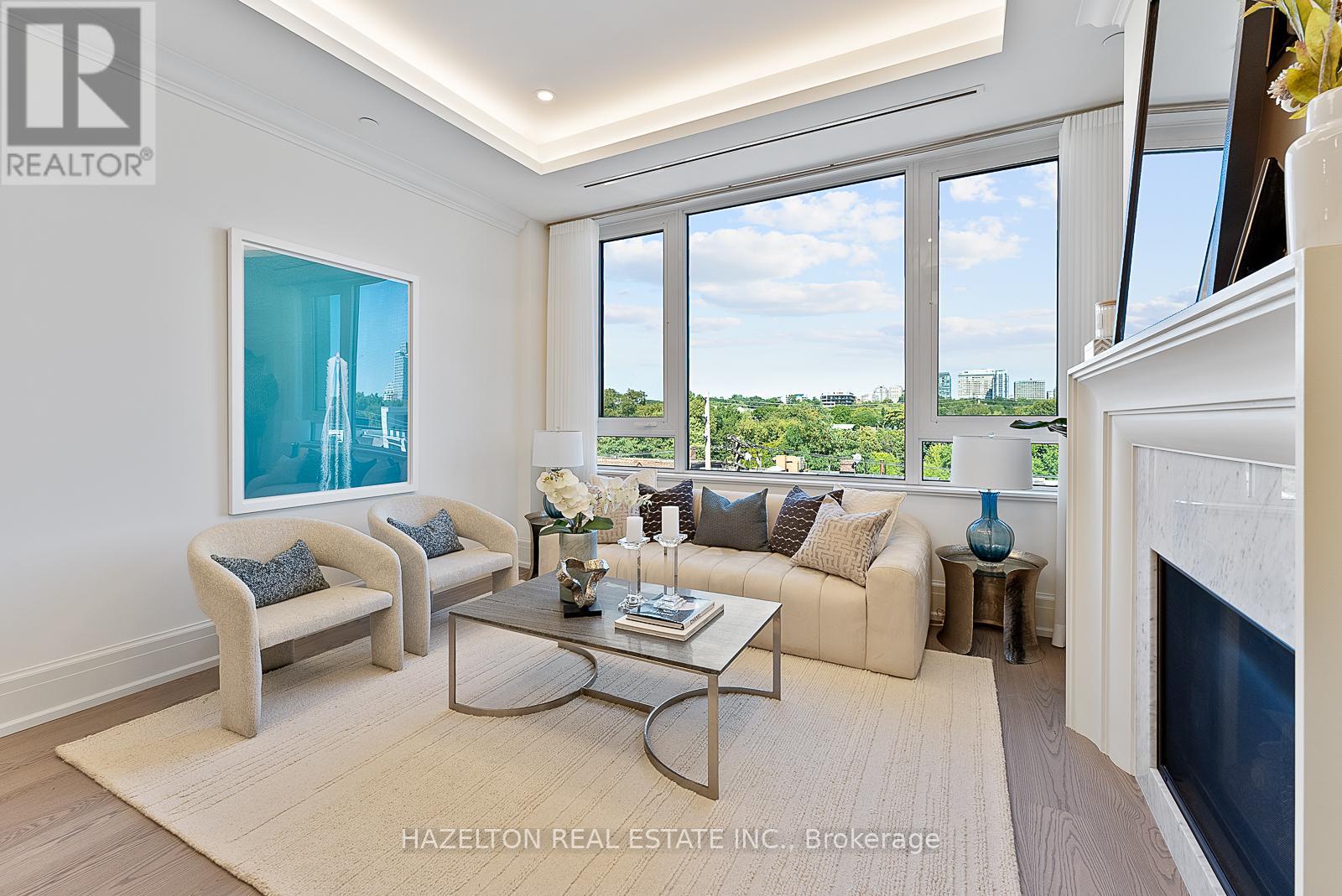 404 - 128 Hazelton Avenue, Toronto (annex), Ontario