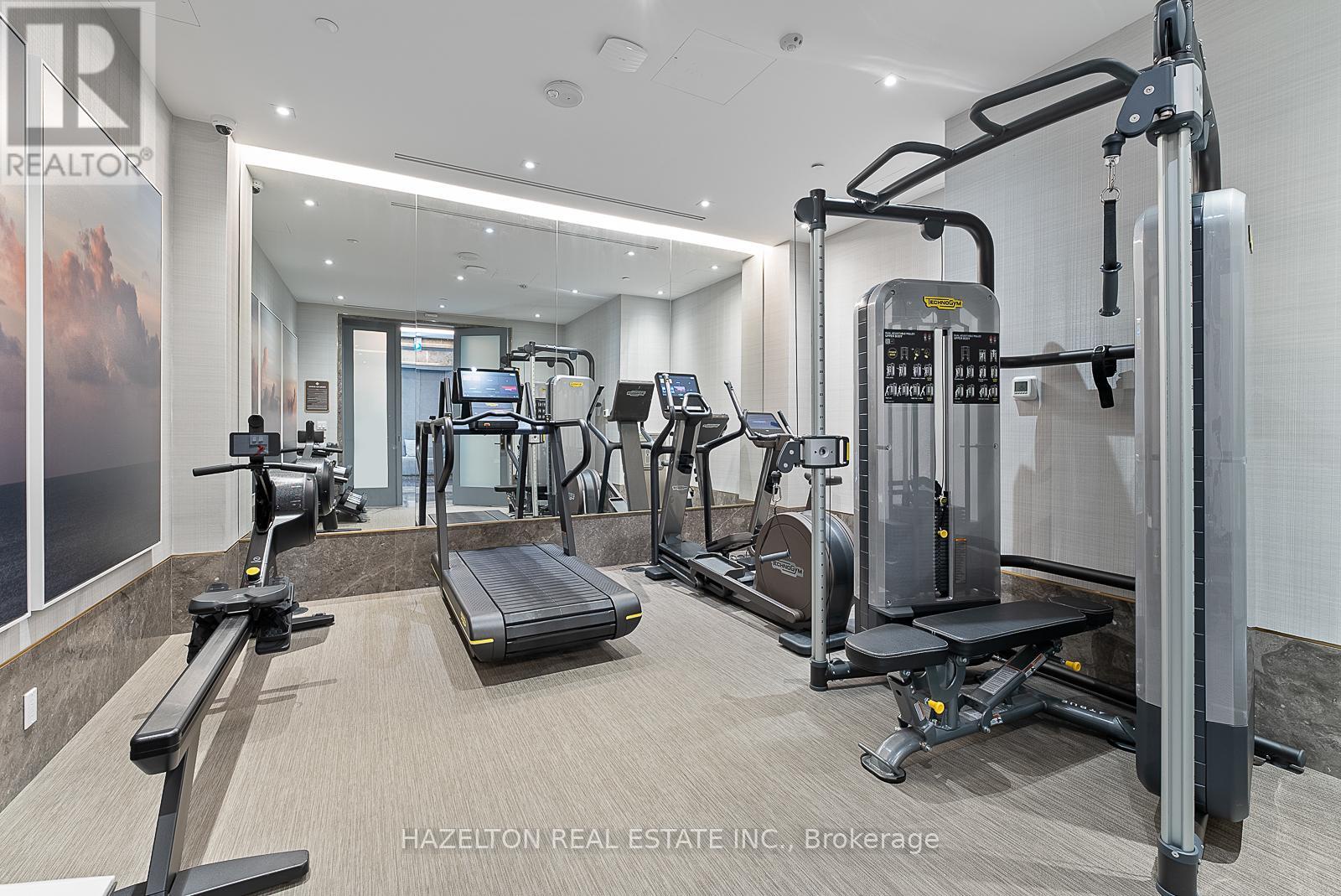 404 - 128 Hazelton Avenue, Toronto (annex), Ontario