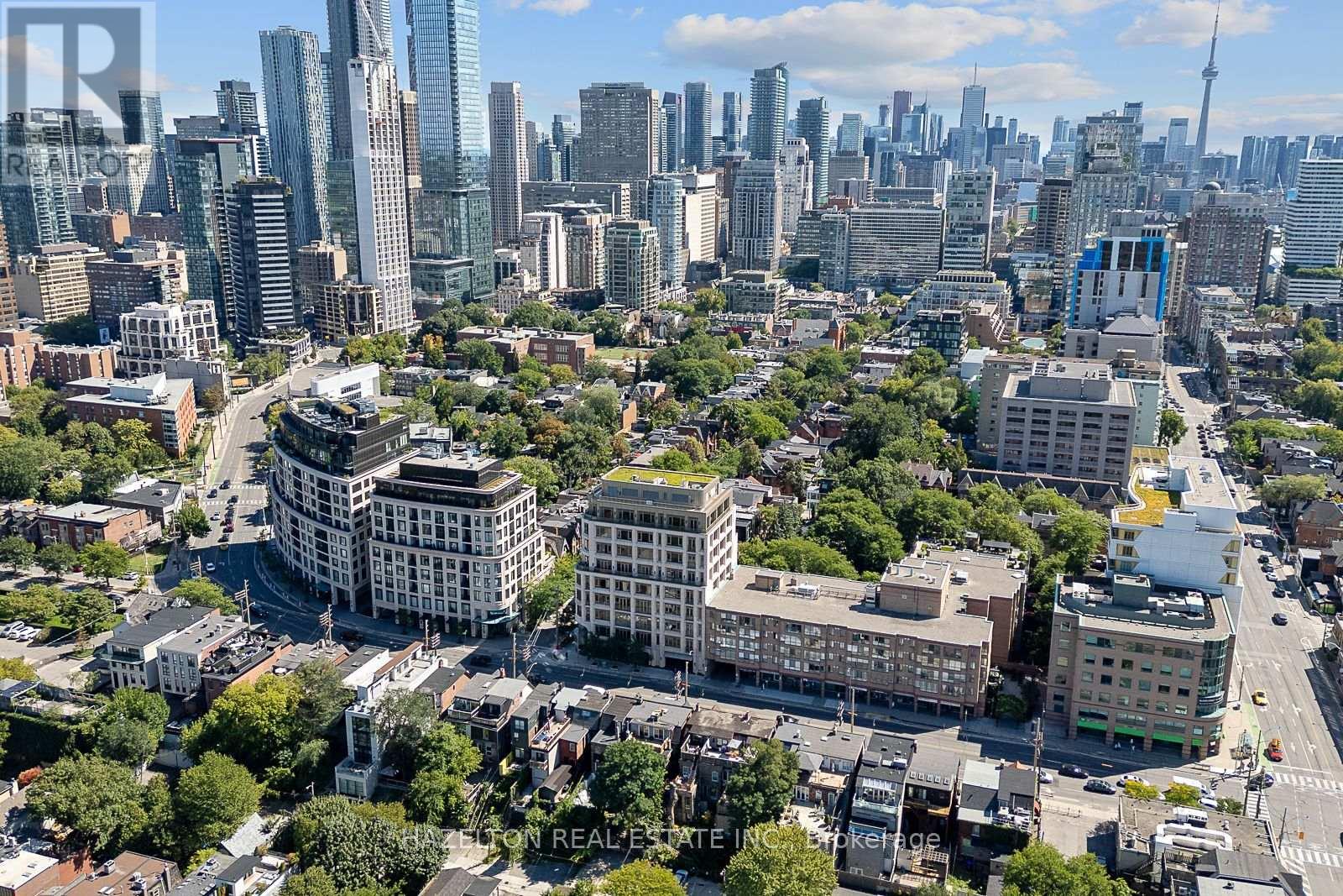 404 - 128 Hazelton Avenue, Toronto (annex), Ontario